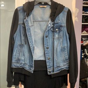 Half jean jacket